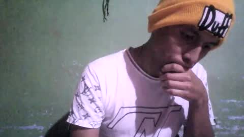 Snapshot of boycumlatino21 chatting on 01-08-25, 01:00 Boy online show from 01-08-25, 01:00