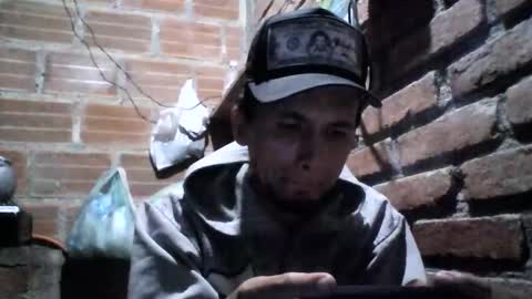 Snapshot of boycumlatino21 chatting on 03-12-25, 02:41 Boy online show from 03-12-25, 02:41
