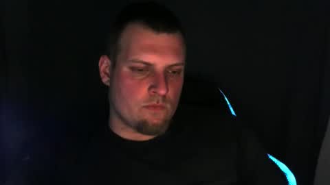 Snapshot of boynextdoooooor chatting on 04-20-26, 09:05 boynextdoooooor online show from 04-20-26, 09:05