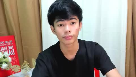 Snapshot of boynextdoor4ux chatting on 10-14-25, 05:58 HI IM JAMES DONT FORGET GIVE ME THUMBS UP AND JOIN TO MY FANCLUB online show from 10-14-25, 05:58