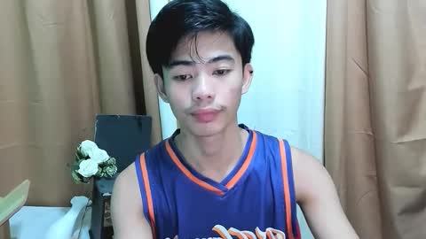 Snapshot of boynextdoor4ux chatting on 11-03-25, 03:57 HI IM JAMES DONT FORGET GIVE ME THUMBS UP AND JOIN TO MY FANCLUB online show from 11-03-25, 03:57