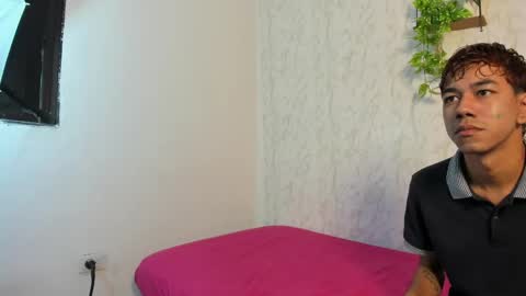 ALEX - TAYLER  -MIKE online show from 04-02-26, 01:14