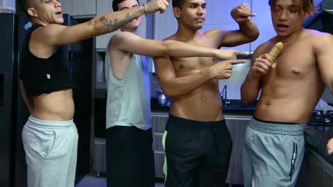 Snapshot of boysgang_sex chatting on 01-30-25, 05:49 Angelo Mark Fernando Taylor online show from 01-30-25, 05:49