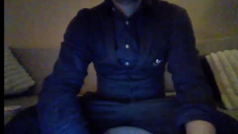 Snapshot of boytoy2002 chatting on 01-01-25, 06:05 boytoy2002 online show from 01-01-25, 06:05