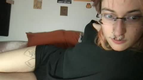 boywithbug online show from 03-04-25, 02:06