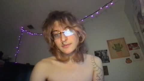 boywithbug online show from 03-10-25, 01:54