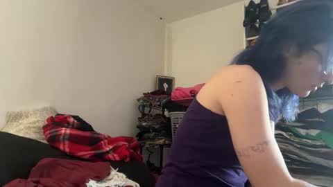 Snapshot of boywithbug chatting on 02-20-26, 03:56 boywithbug online show from 02-20-26, 03:56