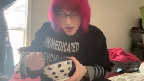 Snapshot of boywithbug chatting on 03-18-26, 04:32 boywithbug online show from 03-18-26, 04:32