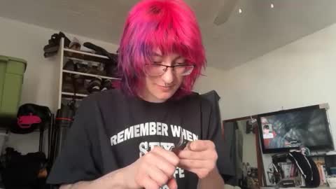 Snapshot of boywithbug chatting on 03-19-26, 03:27 boywithbug online show from 03-19-26, 03:27