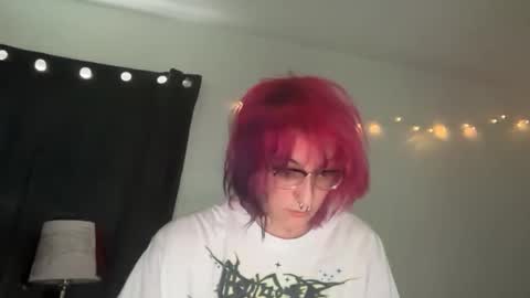 Snapshot of boywithbug chatting on 04-04-26, 07:22 boywithbug online show from 04-04-26, 07:22