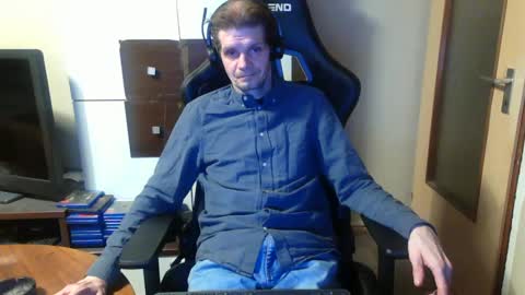 bponie1 online show from 12-31-24, 12:32