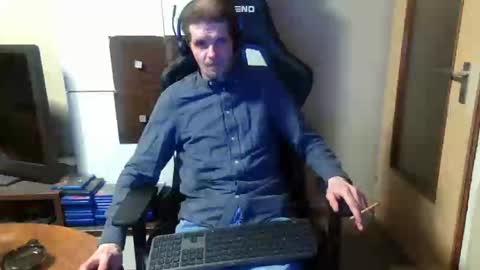 bponie1 online show from 12-31-24, 03:34