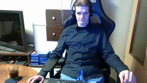 bponie1 online show from 02-14-25, 10:47