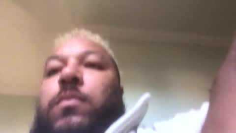 Snapshot of brad_368 chatting on 09-25-25, 04:11 Brad online show from 09-25-25, 04:11