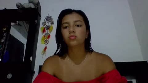 Snapshot of brad_and_emma293215 chatting on 04-10-26, 06:45 brad_and_emma293215 online show from 04-10-26, 06:45