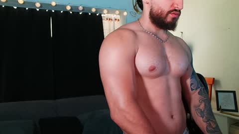 Bradley Martinez online show from 01-28-25, 08:36