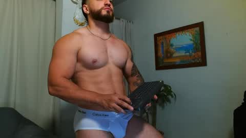 Bradley Martinez online show from 05-09-26, 11:43