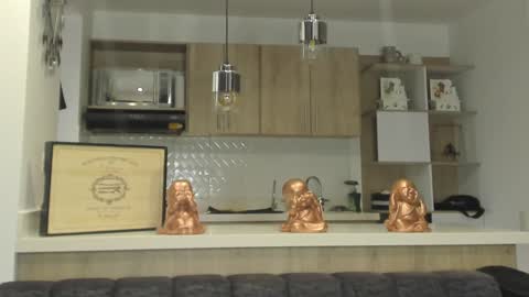 bradleymartin7 online show from 01-31-25, 10:42