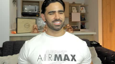 bradleymartin7 online show from 10-29-25, 02:25