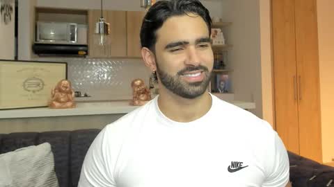 bradleymartin7 online show from 11-07-25, 12:10