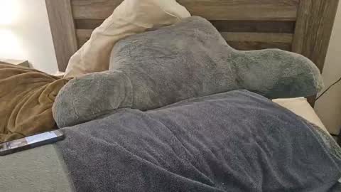 Brad online show from 09-26-25, 01:42