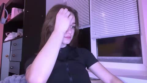 Kate online show from 03-06-26, 05:53