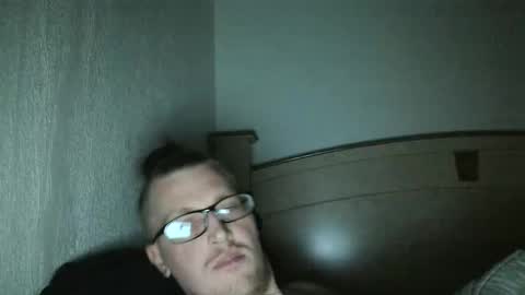 Snapshot of bran52 chatting on 10-19-25, 07:53 bran52 online show from 10-19-25, 07:53