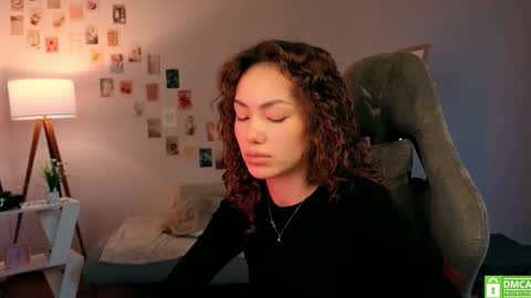 Snapshot of branchwithflowers chatting on 11-02-25, 07:11 Lilly online show from 11-02-25, 07:11