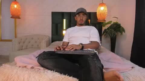 Brand  online show from 11-16-25, 03:06