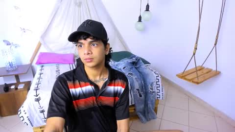 Snapshot of brand_hades chatting on 09-14-25, 07:29 B R A N D online show from 09-14-25, 07:29