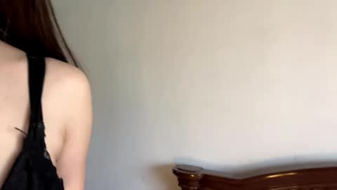 Lilly online show from 05-07-26, 06:30