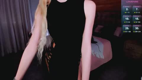 Emilia online show from 04-18-26, 08:40