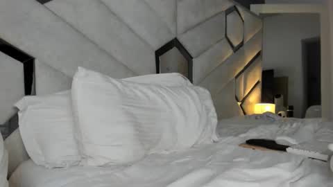 Brandon and Nath online show from 11-15-25, 03:59