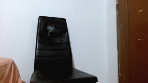 Brandon online show from 05-11-26, 04:51