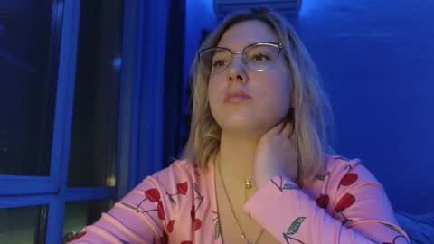 Belle  online show from 01-11-26, 01:27