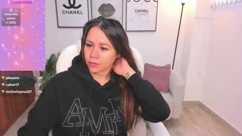 Snapshot of brandy_priscot chatting on 10-12-25, 11:42 brandy priscot online show from 10-12-25, 11:42