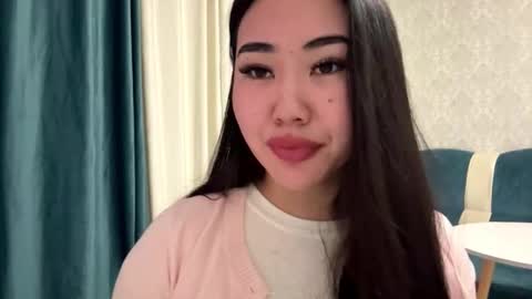 Snapshot of brandysveum chatting on 10-04-25, 03:10 Aypril online show from 10-04-25, 03:10