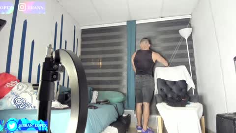 Instagram             twitter BRAN LOPEZ  online show from 02-07-25, 09:37