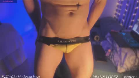 Instagram             twitter BRAN LOPEZ  online show from 11-12-25, 02:01