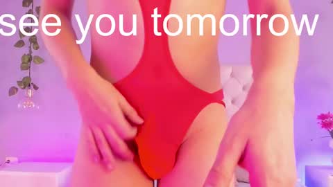   online show from 03-01-25, 06:54