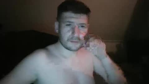 Snapshot of brate1899 chatting on 04-10-26, 02:17 brate1899 online show from 04-10-26, 02:17