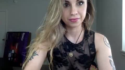 Mimi Noire online show from 07-25-26, 02:58