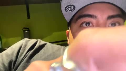 Snapshot of bravo323 chatting on 02-05-25, 11:39 bravo323 online show from 02-05-25, 11:39