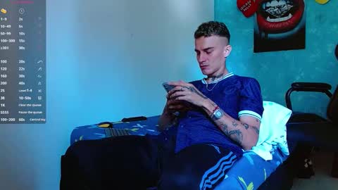 Snapshot of bray_hotboy chatting on 12-15-24, 03:20 Bray Hotboy online show from 12-15-24, 03:20