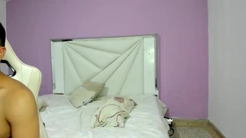 Snapshot of brayan_hotl_ chatting on 09-21-25, 04:25 BRAYAN online show from 09-21-25, 04:25
