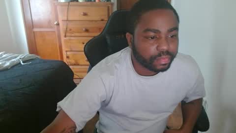 Breadw1nnah online show from 10-14-25, 06:09