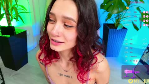 Ashley Dolce and Lou online show from 01-15-25, 09:20