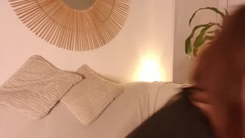 Ashley Dolce and Lou online show from 01-24-25, 10:11