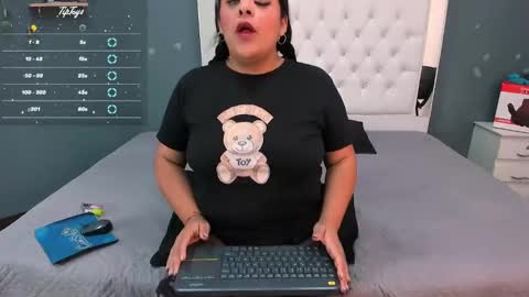 Brenda  online show from 11-13-25, 11:20