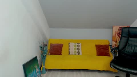 Snapshot of brenda_skye chatting on 12-11-24, 05:15 Brenda Skye online show from 12-11-24, 05:15